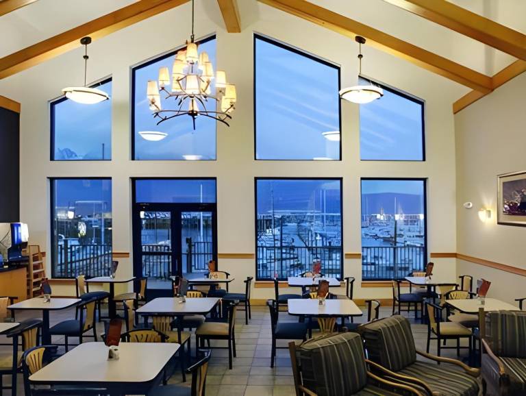 Harbor 360 Hotel Seward — photo 3