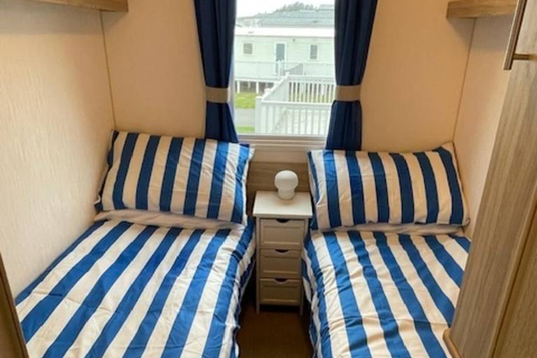 Child-friendly cabin with pool | Beach view | Close to the beach | Dogs allowed — photo 3