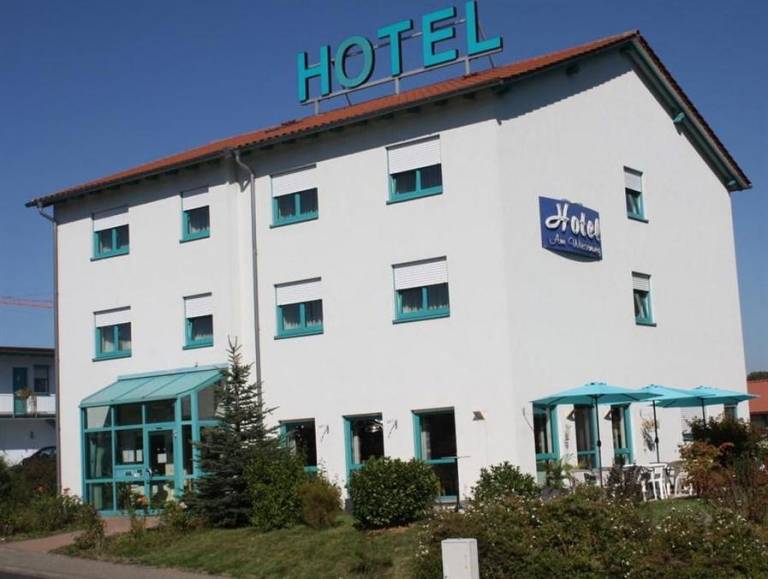 Hotel Am Wiesenweg l 24h check in