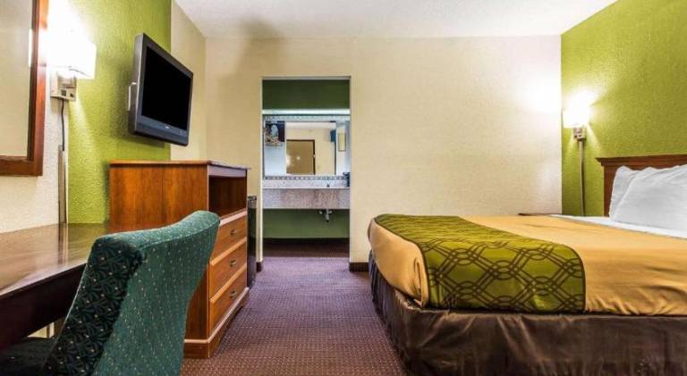 Economy Inn — photo 5