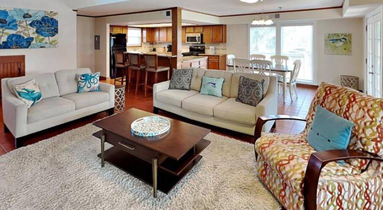 Coastal Hideaway — photo 2