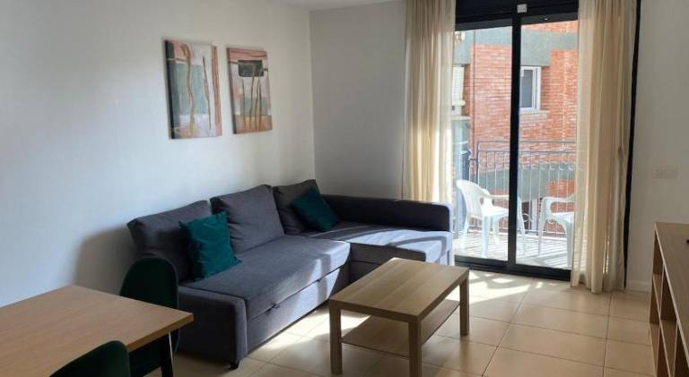 Wonderful holiday apartment with pool | Close to the beach | Pets allowed in Lloret de Mar