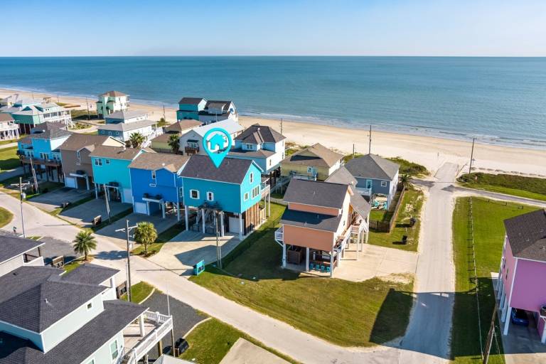 House with yard & barbeque | Beach view | Dogs allowed — photo 2