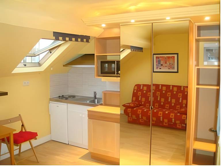 Serviced apartment | Next to European Parliament | Pets are welcome — photo 3