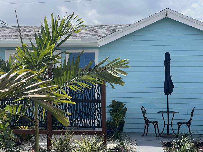 Cabin Lake Worth