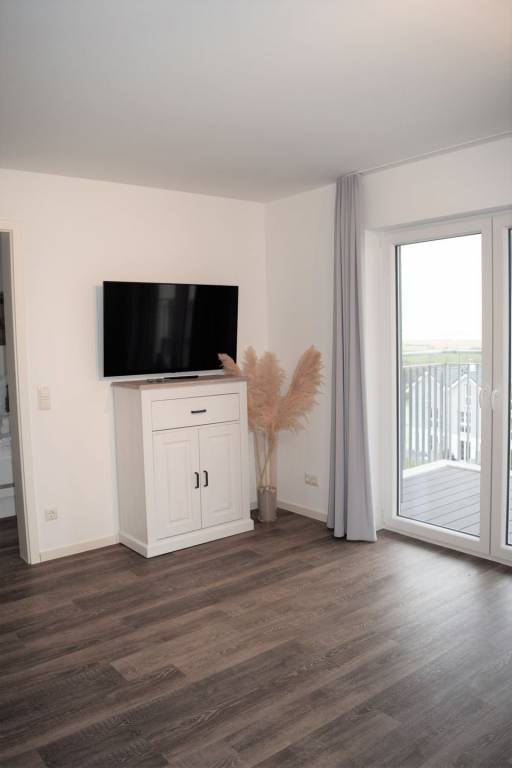 Moderne, hochwertige Ferienwohnung, Sauna, großer Balkon, Meerblick, strandnah — photo 4