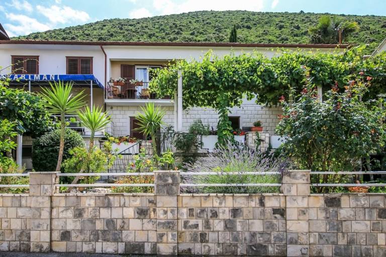 Apartment  Trpanj