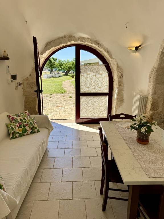 Masseria Ferri: Trullo - Suite Basilico - 4