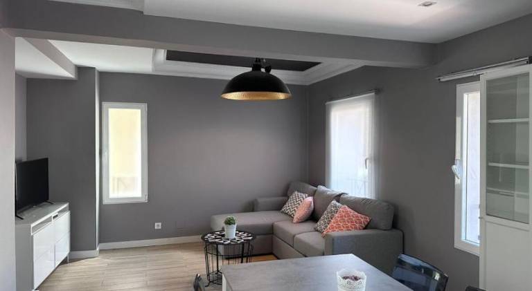 Rental apartment with 1 room for 5 persons in Burgos