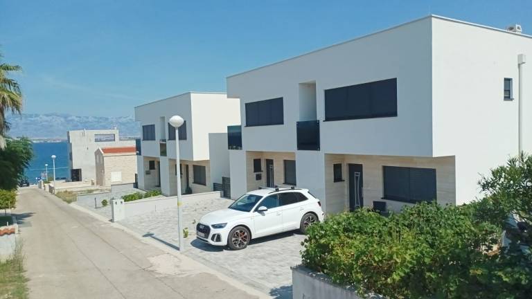 Ferienhaus  Vir