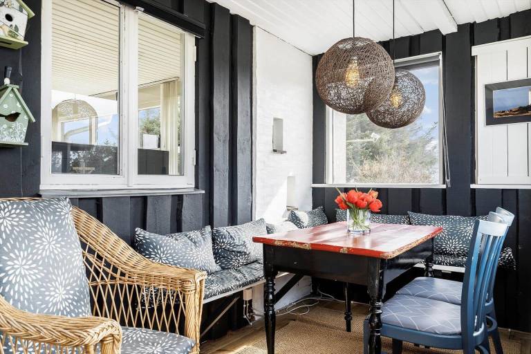 House with barbecue, patio & yard — photo 4