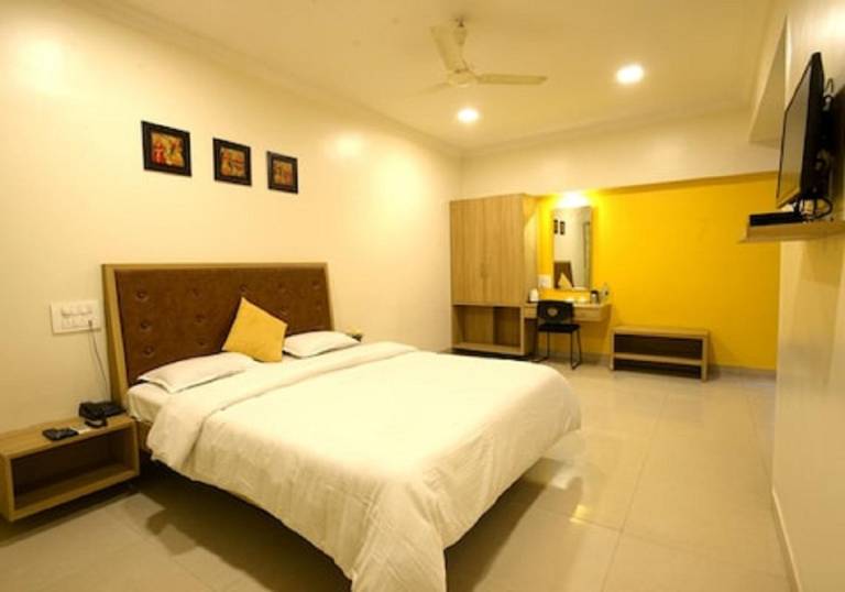 Hotel Maratha Palace by Prospera Hospitality