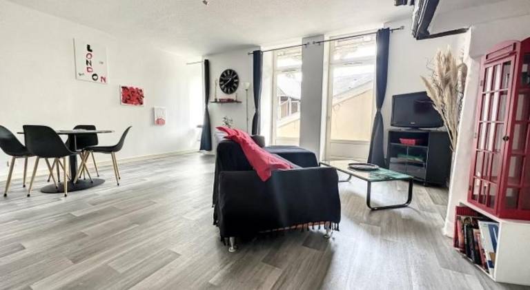 Rental apartment with terrace | Pet-friendly — photo 3