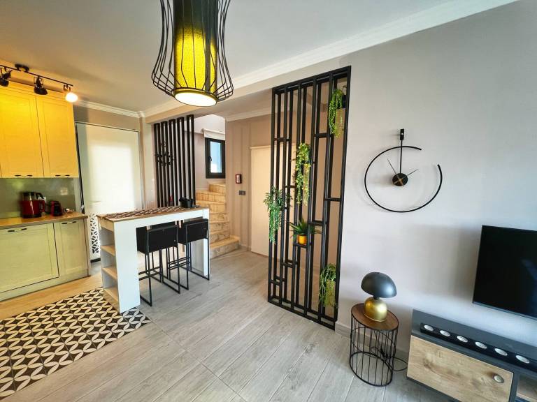 Family-friendly villa with garden & grill | Beach nearby | Pets allowed — photo 3