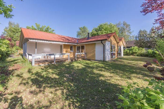 Reiher 5 - Gemütlicher Ferienbungalow für 4 Personen mit eigener Sauna in Mirow