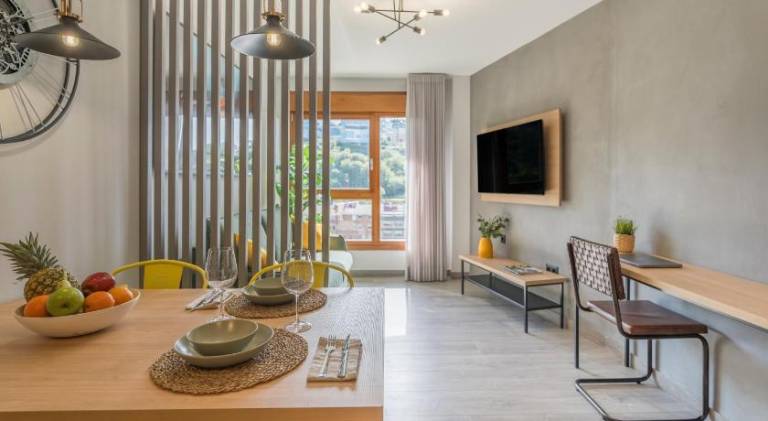 Apartment | Close to Mercado de la Ribera — photo 2