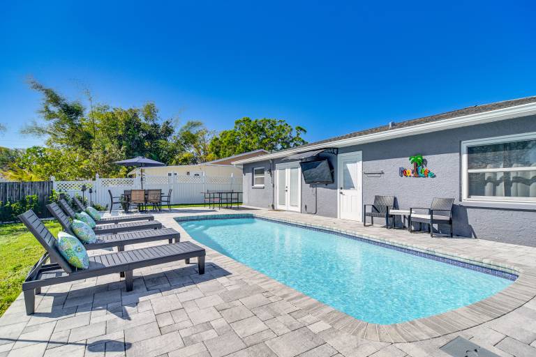 House  Pinellas Park
