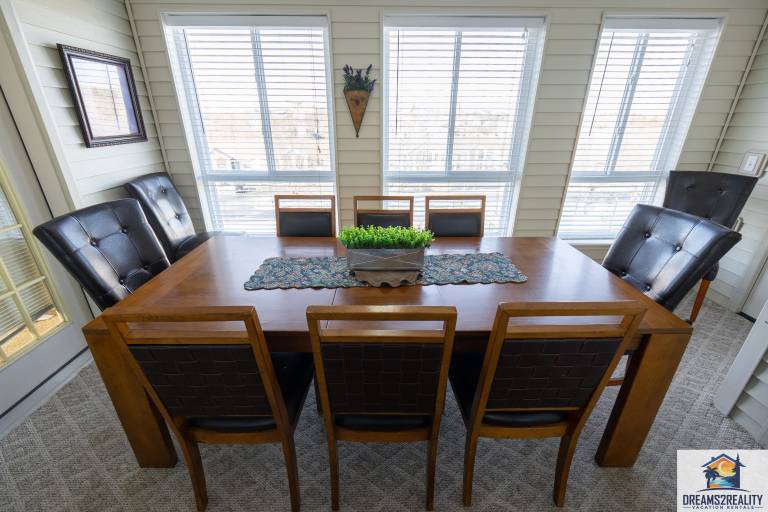Condo with BBQ — photo 4