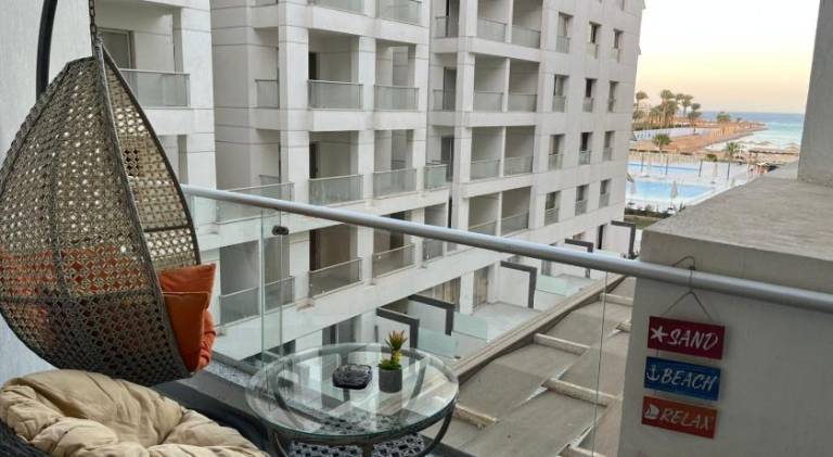 Apartment with pool | Beach nearby | Pets allowed in Hurghada