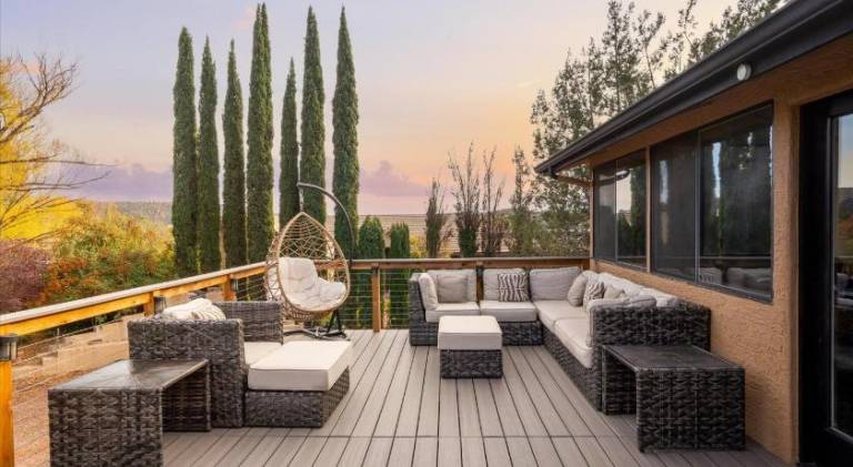 Huge Sedona Compound Gym Two Spas Casitas Pond — photo 3