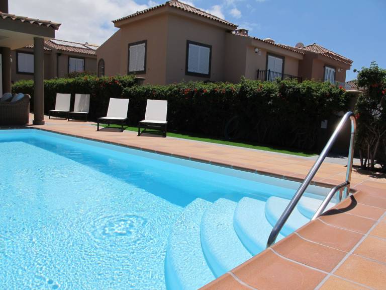 Fully equipped house with patio | Close to the beach | Pets allowed — photo 3