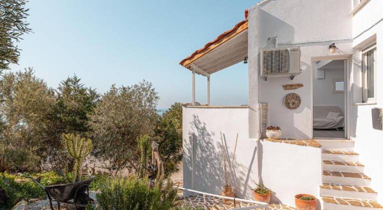 Beautiful holiday apartment with yard & patio | Next to the beach | Pets allowed — photo 4
