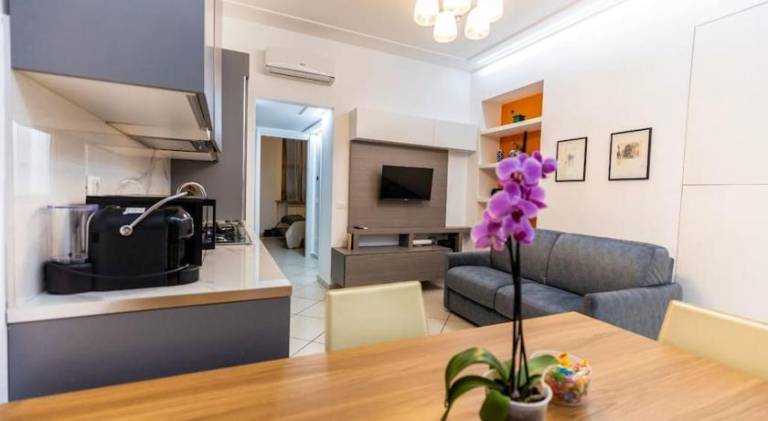 Rental apartment with 1 room for 3 persons in Segrate