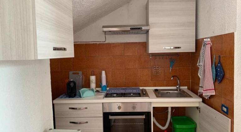 House with 2 rooms for 6 persons — photo 3