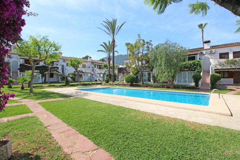 Beautiful vacation home with pool, terrace & barbeque | Close to the beach | Dogs allowed — photo 2
