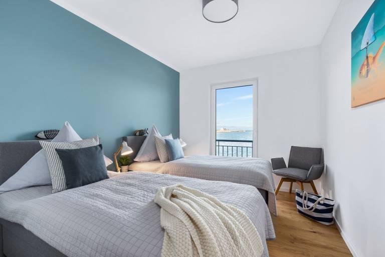 Perlentaucher - First Row Waterfront, Fireplace, 2 Showers, Underground Parking — photo 4