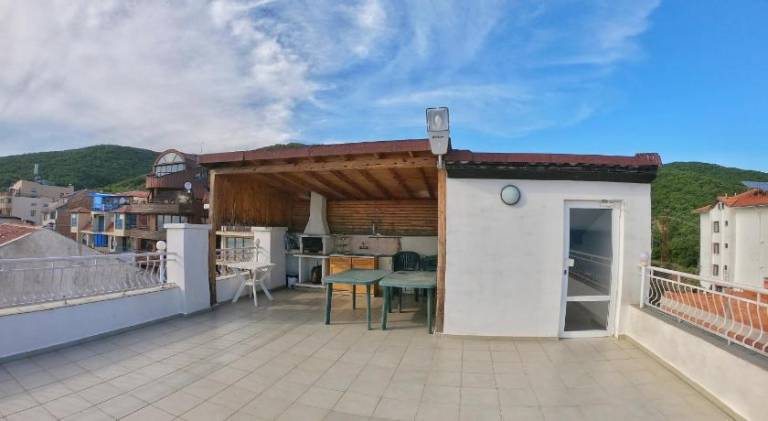Rental apartment with barbeque & terrace — photo 3