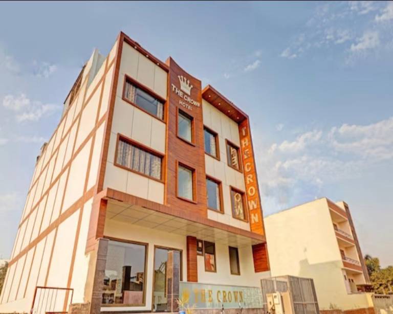 Crown Hotel Agra near Taj Mahal in Agra