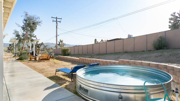 Children-friendly vacation home with terrace, pool & hot tub | Mountain view | Pet-friendly — photo 2