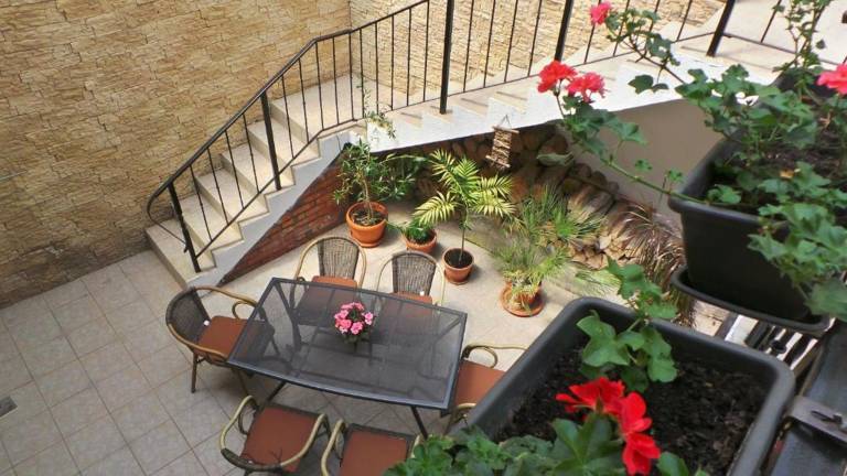 Chalet with garden, terrace & grill | Mountain view — photo 5