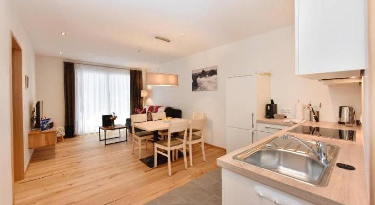Beautiful rental apartment with grill, yard & terrace | Pets are welcome — photo 2