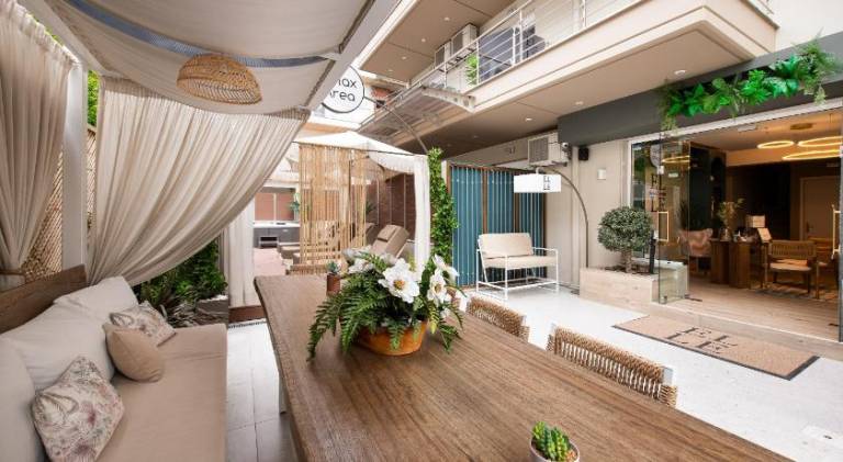 ELLE Rooms & Suites — photo 4
