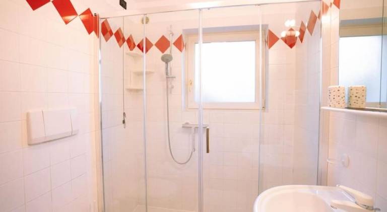 Apartment with 2 rooms for 6 persons — photo 2