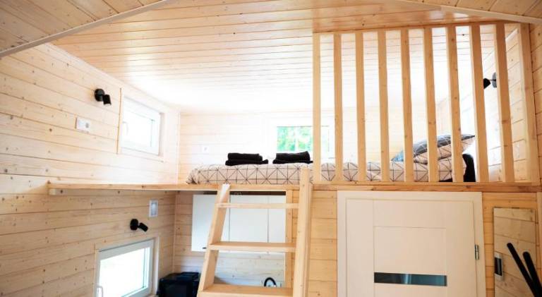 3 WIDOKI Kiekrz -domki Tiny House z prywatna plaza i pomostem nad jeziorem Kierskim — photo 4