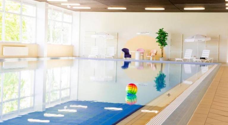 Apartment with pool & sauna | Pet-friendly — photo 3