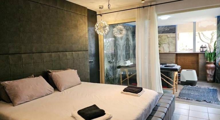 Villa Elias 3bedrooms on beach with jacuzzi & pool — photo 2