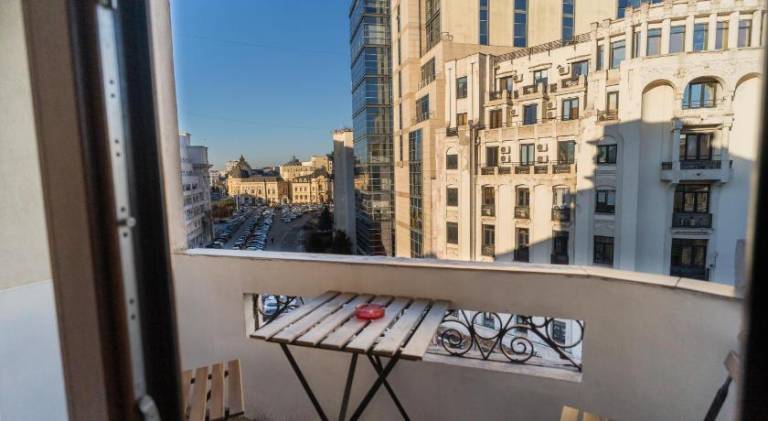 Prime Location - Breathtaking Architectural Views — photo 3
