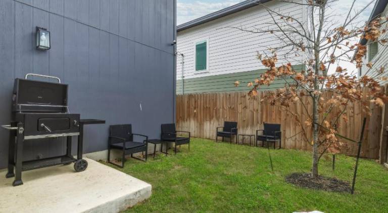 Fully equipped vacation home with barbeque, garden & terrace | Dogs allowed — photo 4