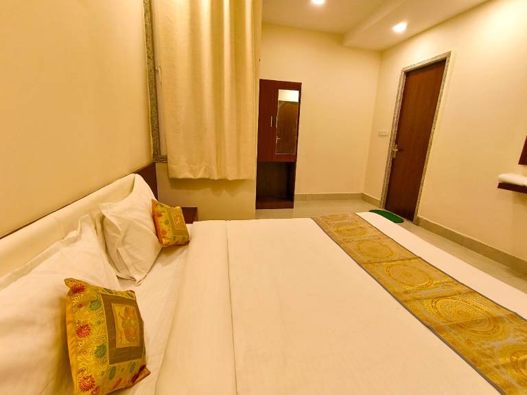 Hotel Veer Palace Udaipur in Udaipur