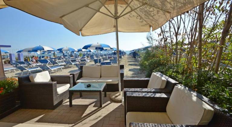 Hotel Bellevue Beach - sul mare — photo 4