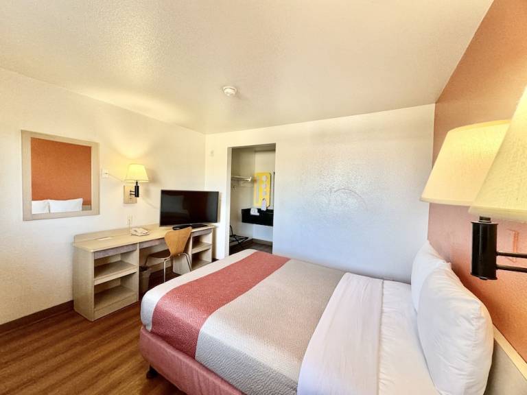 Motel  Long Beach