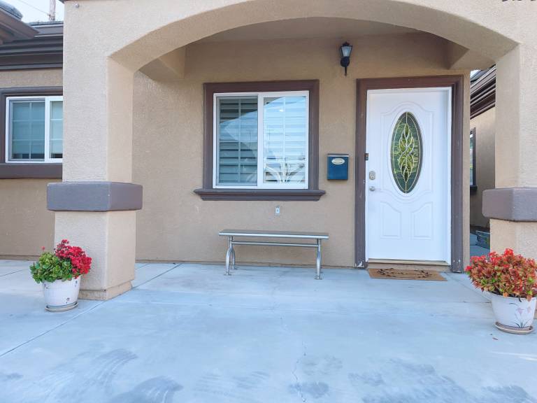 House Garden Grove