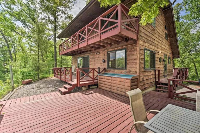 Cabin Comstock