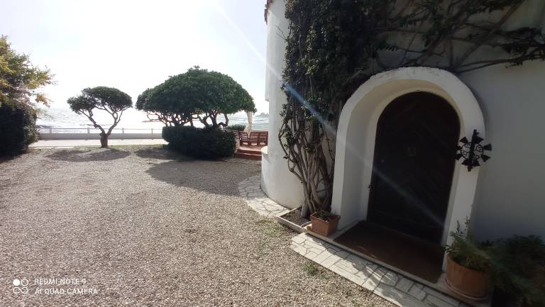 Family-oriented villa | Beach view | Next to the beach | Dogs allowed — photo 2