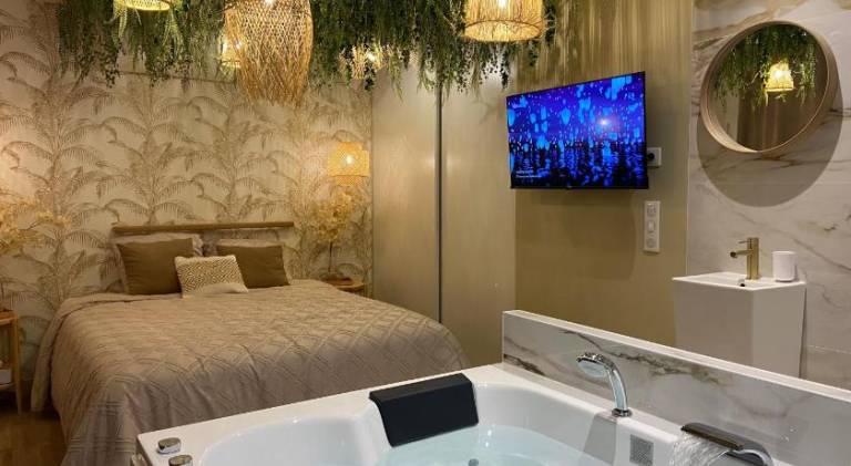 Holiday apartment with hot tub — photo 2