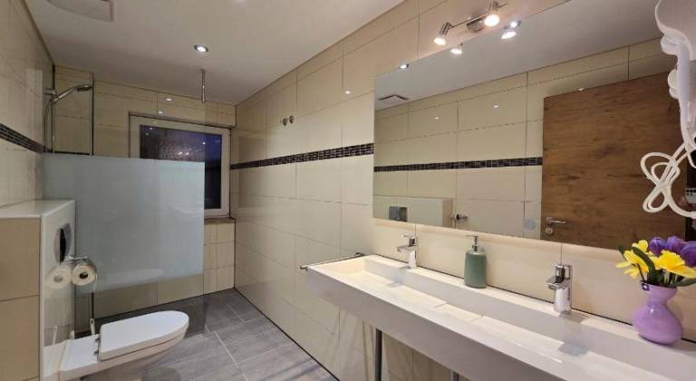 Rental apartment with 2 rooms for 5 persons — photo 2